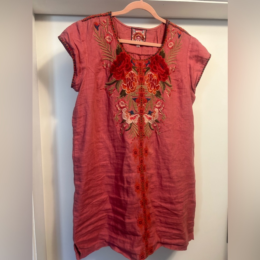Johnny was - salmon color shift dress size L